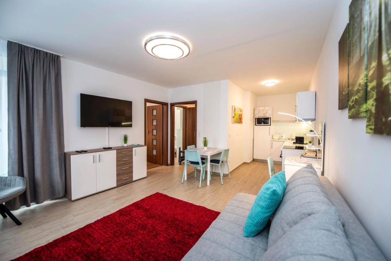 Lovely Apartman- Free Parking 佩奇 外观 照片
