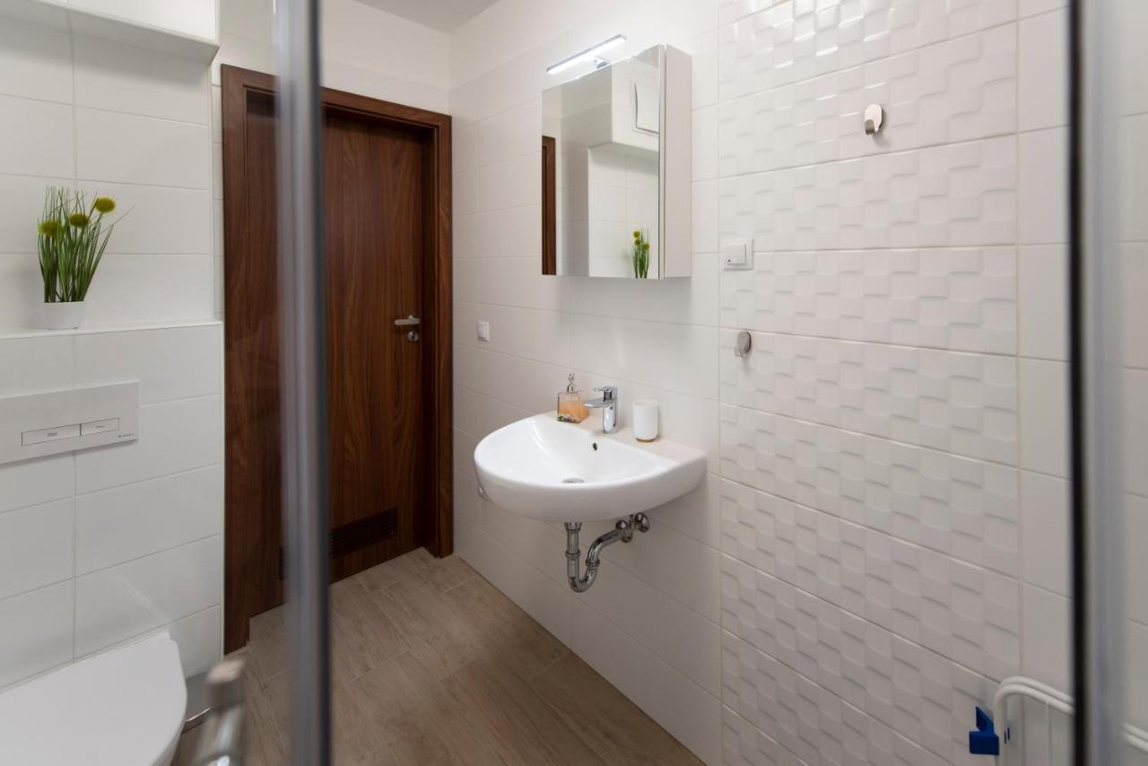 Lovely Apartman- Free Parking 佩奇 外观 照片