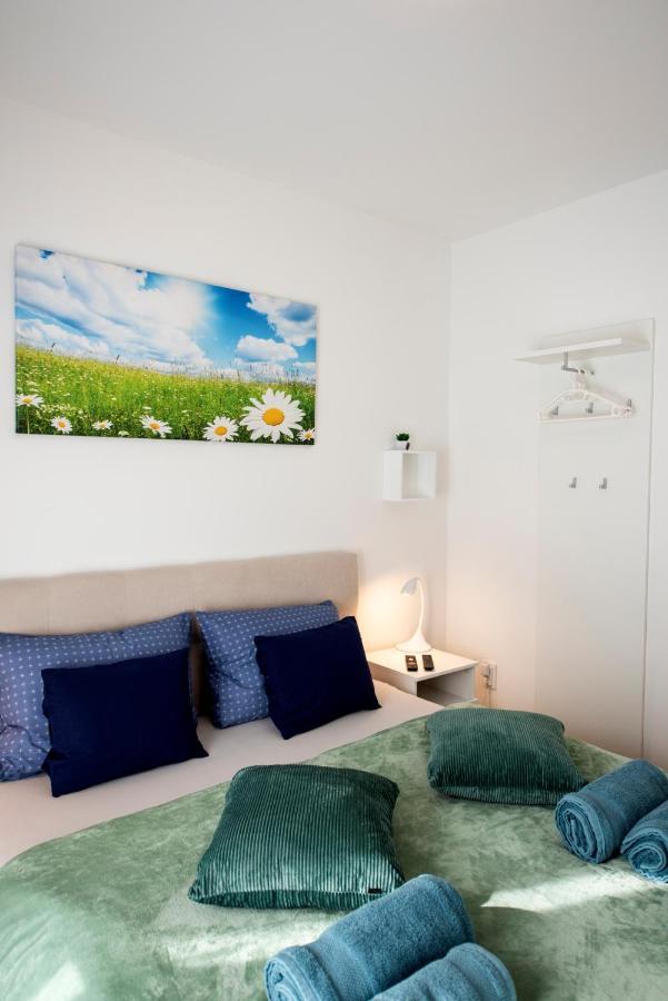 Lovely Apartman- Free Parking 佩奇 外观 照片