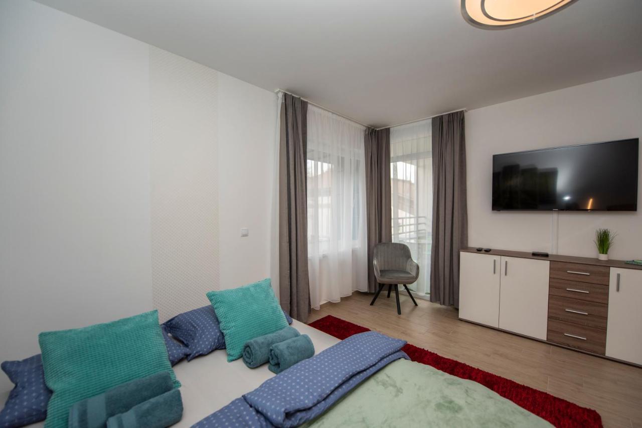 Lovely Apartman- Free Parking 佩奇 外观 照片